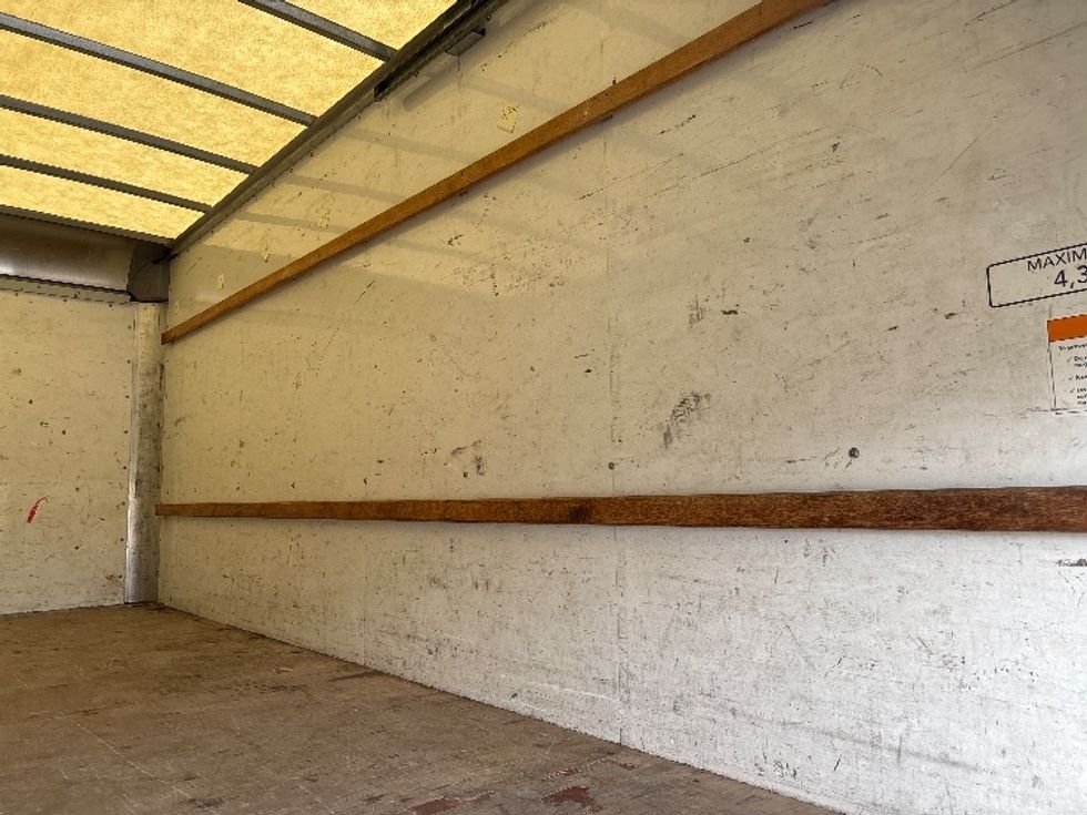 Light Duty Box Truck-Light and Medium Duty Trucks-GMC-2021-Savana G33903-Baton Rouge-LA-96,376\n\t\tmiles-$ 26,750 - Image 10