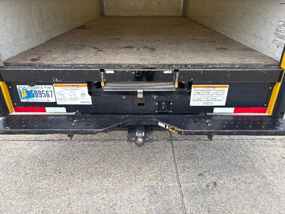 Light Duty Box Truck-Light and Medium Duty Trucks-GMC-2021-Savana G33903-Baton Rouge-LA-96,376\n\t\tmiles-$ 26,750 - Image 8