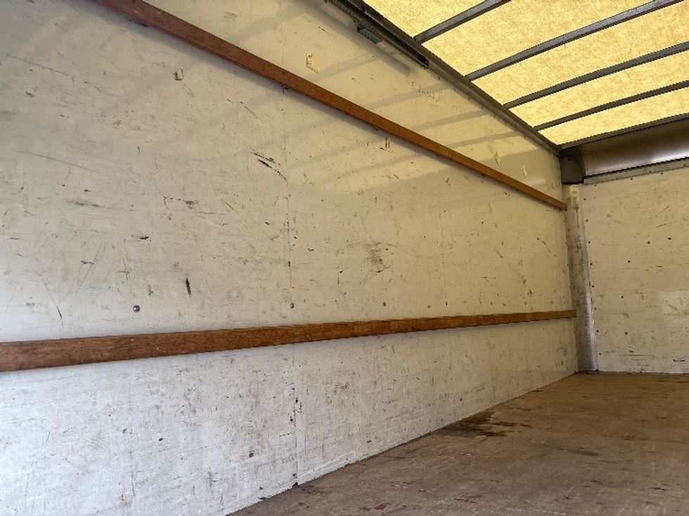 Light Duty Box Truck-Light and Medium Duty Trucks-GMC-2021-Savana G33903-Baton Rouge-LA-96,376\n\t\tmiles-$ 26,750 - Image 9