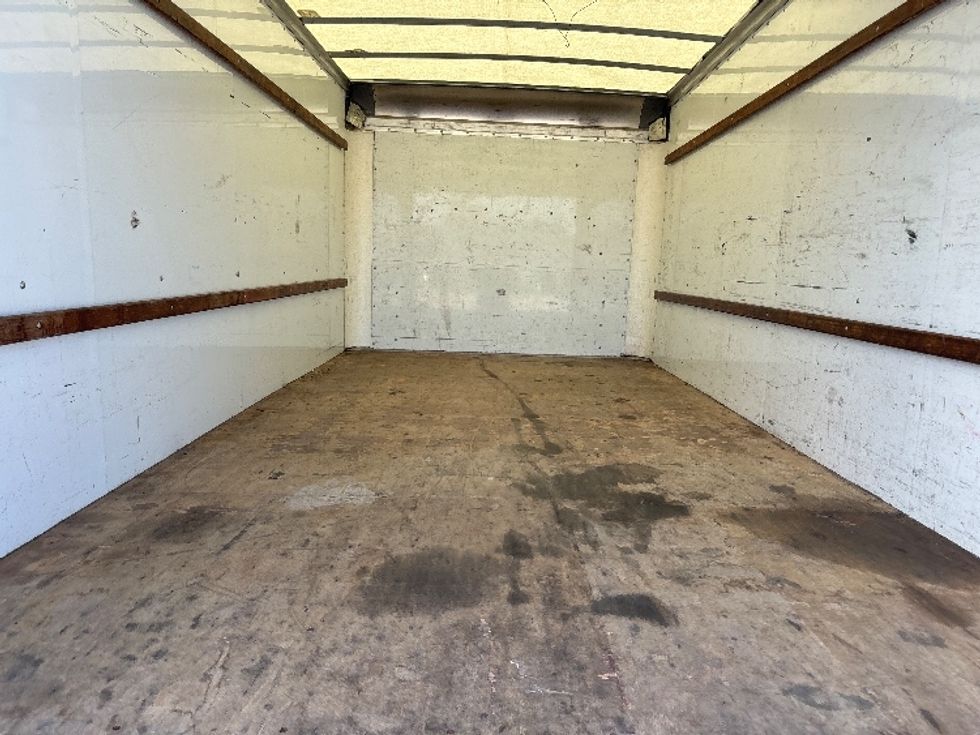 Light Duty Box Truck-Light and Medium Duty Trucks-GMC-2021-Savana G33903-Baton Rouge-LA-97,105\n\t\tmiles-$ 26,750 - Image 10