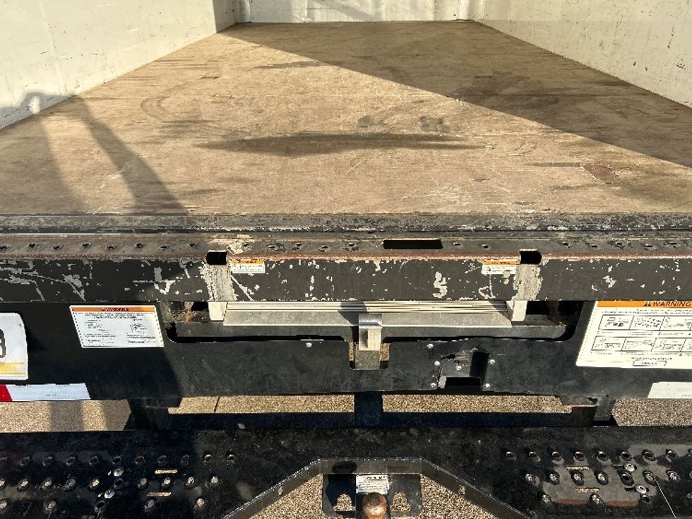 Light Duty Box Truck-Light and Medium Duty Trucks-GMC-2021-Savana G33903-Beaumont-TX-102,283\n\t\tmiles-$ 29,000 - Image 9