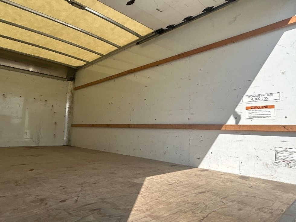 Light Duty Box Truck-Light and Medium Duty Trucks-GMC-2021-Savana G33903-Beaumont-TX-111,065\n\t\tmiles-$ 26,750 - Image 10