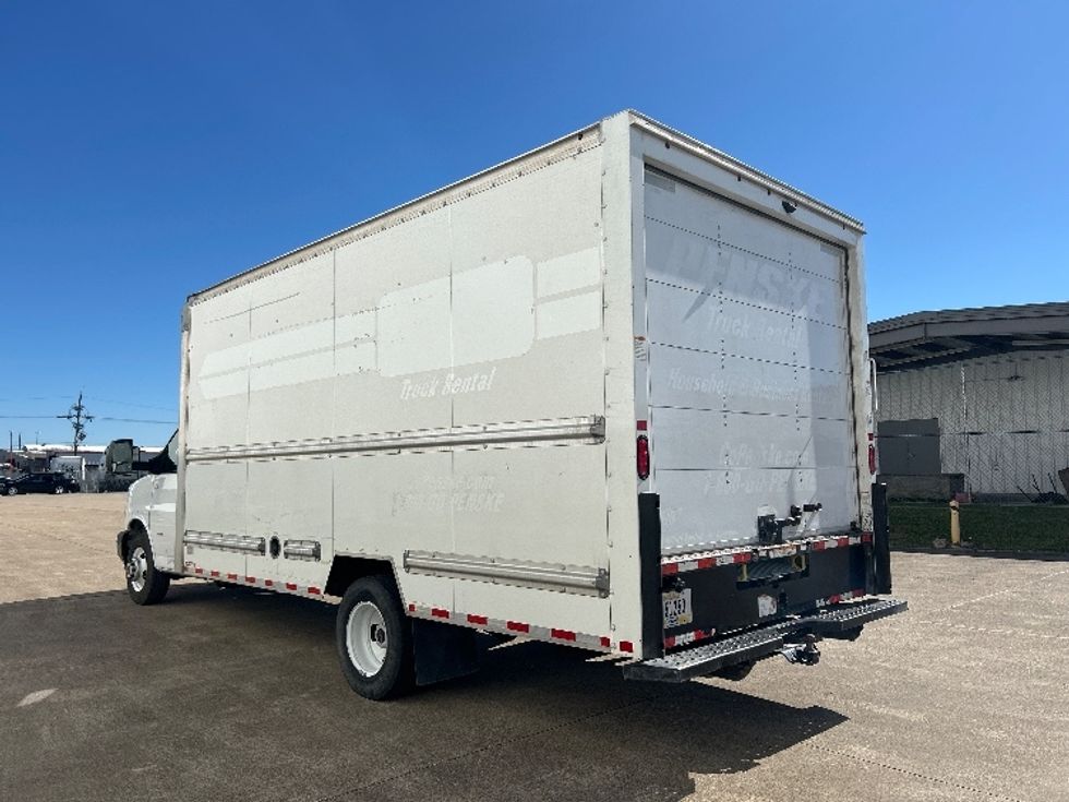 Light Duty Box Truck-Light and Medium Duty Trucks-GMC-2021-Savana G33903-Beaumont-TX-122,535\n\t\tmiles-$ 26,750 - Image 6