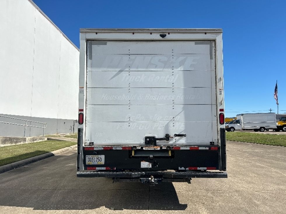 Light Duty Box Truck-Light and Medium Duty Trucks-GMC-2021-Savana G33903-Beaumont-TX-122,535\n\t\tmiles-$ 26,750 - Image 7