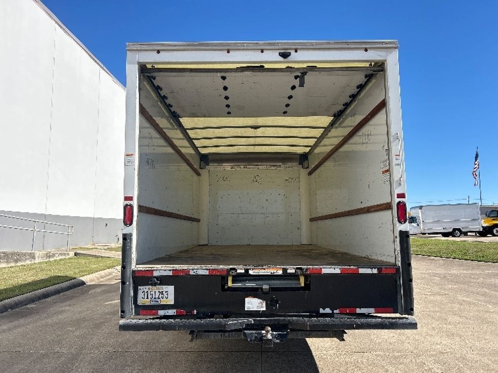 Light Duty Box Truck-Light and Medium Duty Trucks-GMC-2021-Savana G33903-Beaumont-TX-122,535\n\t\tmiles-$ 26,750 - Image 8