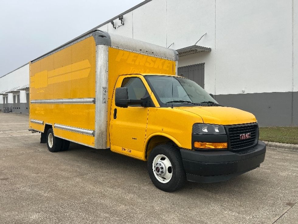 Light Duty Box Truck-Light and Medium Duty Trucks-GMC-2021-Savana G33903-Beaumont-TX-87,987\n\t\tmiles-$ 30,250 - Image 1