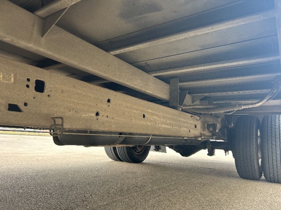 Light Duty Box Truck-Light and Medium Duty Trucks-GMC-2021-Savana G33903-Beaumont-TX-87,987\n\t\tmiles-$ 30,250 - Image 5