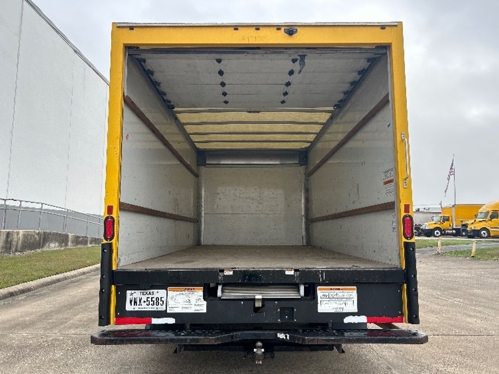 Light Duty Box Truck-Light and Medium Duty Trucks-GMC-2021-Savana G33903-Beaumont-TX-87,987\n\t\tmiles-$ 30,250 - Image 8