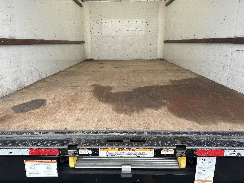 Light Duty Box Truck-Light and Medium Duty Trucks-GMC-2021-Savana G33903-Beaumont-TX-90,352\n\t\tmiles-$ 27,500 - Image 10