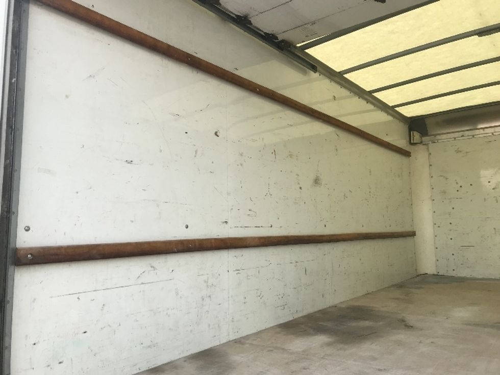 Light Duty Box Truck-Light and Medium Duty Trucks-GMC-2021-Savana G33903-Beaumont-TX-94,119\n\t\tmiles-$ 30,000 - Image 11