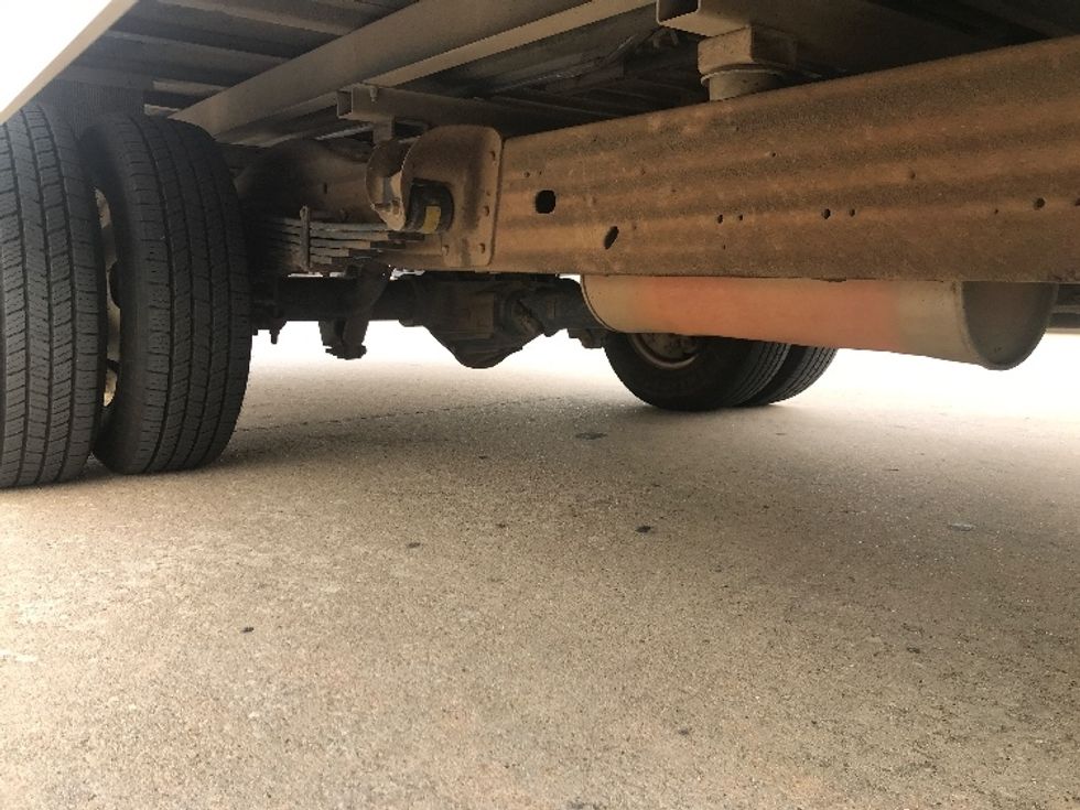 Light Duty Box Truck-Light and Medium Duty Trucks-GMC-2021-Savana G33903-Beaumont-TX-94,119\n\t\tmiles-$ 30,000 - Image 14