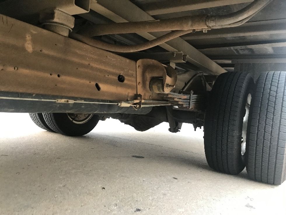 Light Duty Box Truck-Light and Medium Duty Trucks-GMC-2021-Savana G33903-Beaumont-TX-94,119\n\t\tmiles-$ 30,000 - Image 5