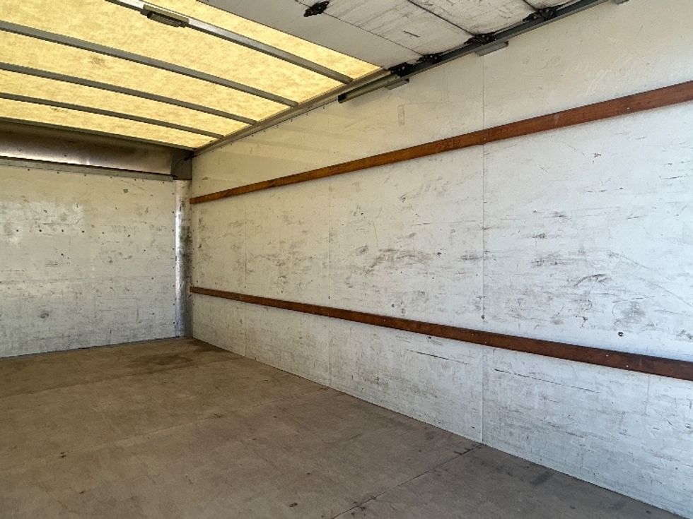 Light Duty Box Truck-Light and Medium Duty Trucks-GMC-2021-Savana G33903-Beaumont-TX-98,428\n\t\tmiles-$ 29,500 - Image 11