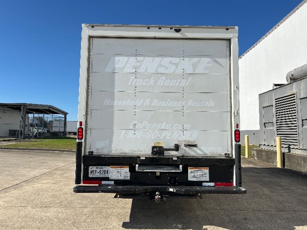 Light Duty Box Truck-Light and Medium Duty Trucks-GMC-2021-Savana G33903-Beaumont-TX-98,428\n\t\tmiles-$ 29,500 - Image 7