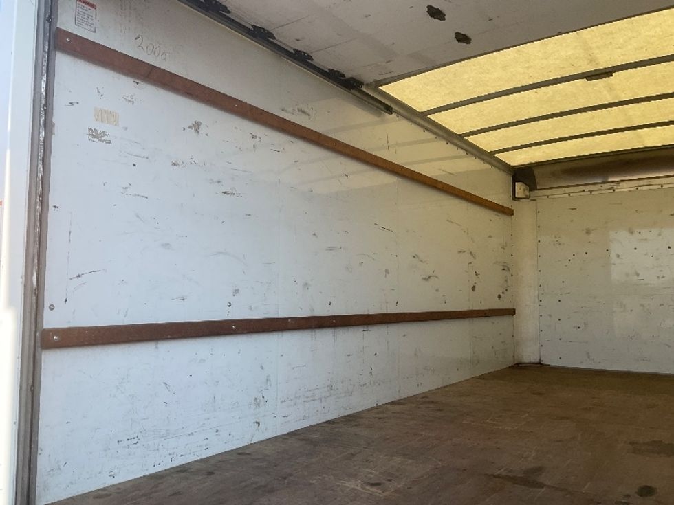 Light Duty Box Truck-Light and Medium Duty Trucks-GMC-2021-Savana G33903-Beaumont-TX-99,392\n\t\tmiles-$ 12,000 - Image 10