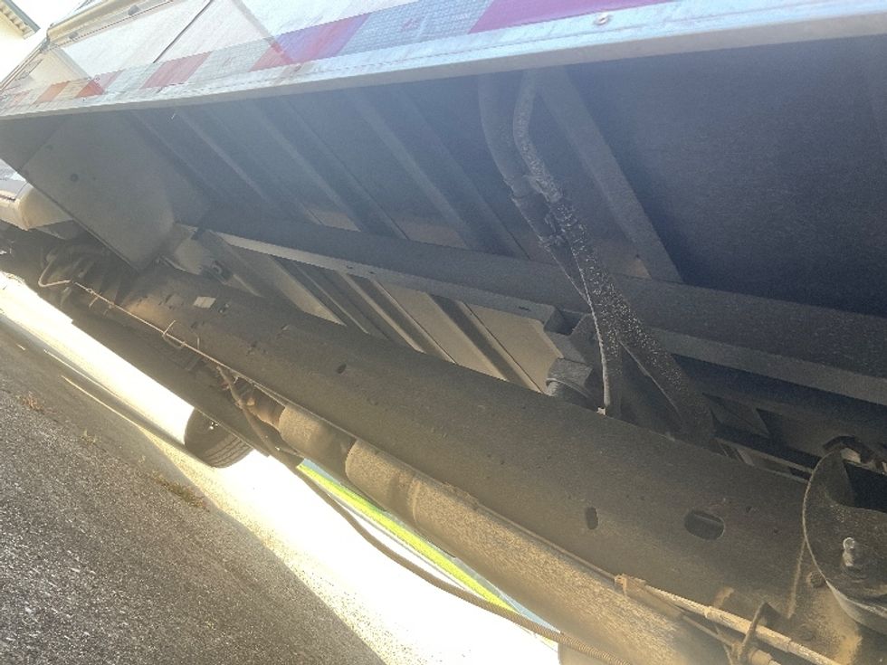 Light Duty Box Truck-Light and Medium Duty Trucks-GMC-2021-Savana G33903-Beaumont-TX-99,392\n\t\tmiles-$ 12,000 - Image 5