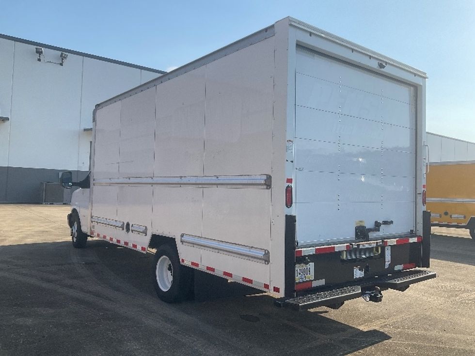 Light Duty Box Truck-Light and Medium Duty Trucks-GMC-2021-Savana G33903-Beaumont-TX-99,392\n\t\tmiles-$ 12,000 - Image 6