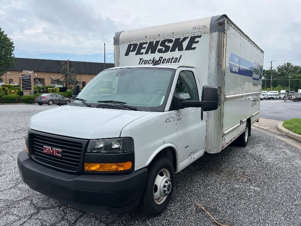 Light Duty Box Truck-Light and Medium Duty Trucks-GMC-2021-Savana G33903-Belcamp-MD-63,153\n\t\tmiles-$ 32,500 - Image 3