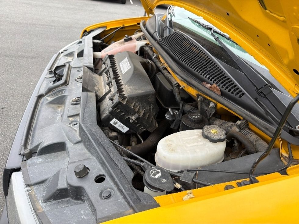 Light Duty Box Truck-Light and Medium Duty Trucks-GMC-2021-Savana G33903-Belcamp-MD-94,092\n\t\tmiles-$ 26,250 - Image 22