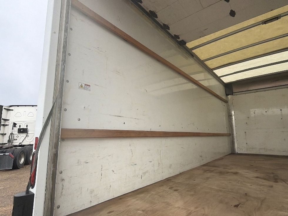 Light Duty Box Truck-Light and Medium Duty Trucks-GMC-2021-Savana G33903-Belden-MS-109,912\n\t\tmiles-$ 28,000 - Image 11