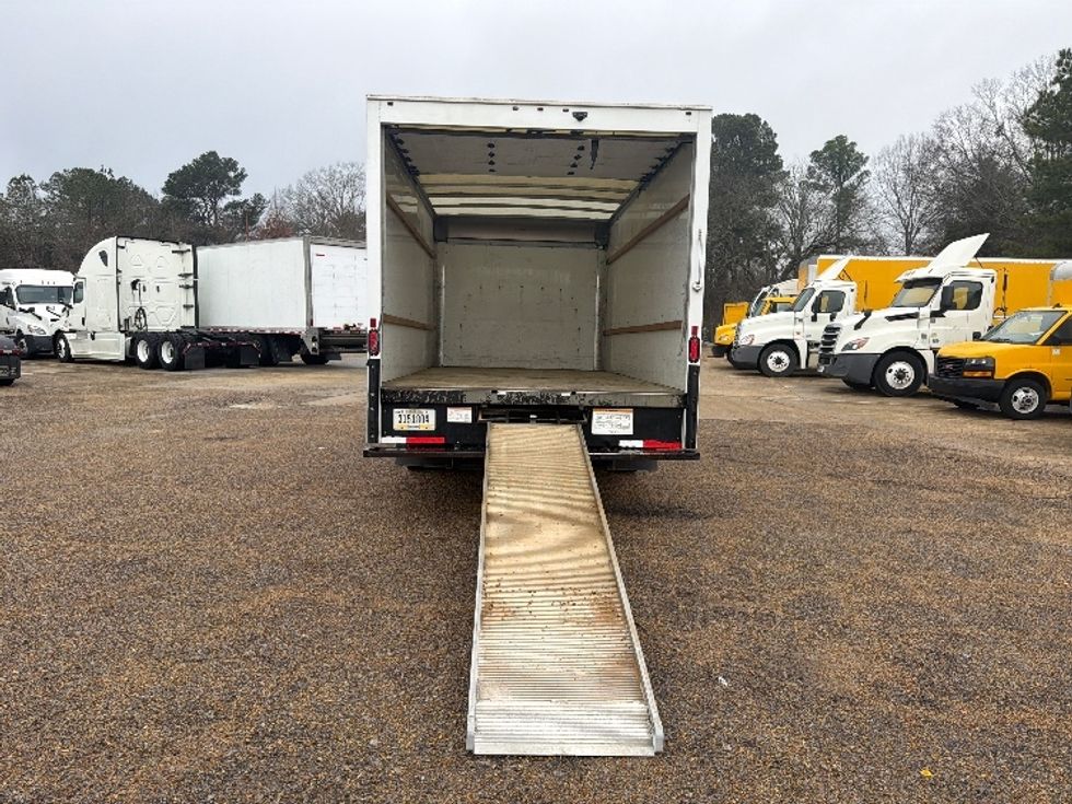 Light Duty Box Truck-Light and Medium Duty Trucks-GMC-2021-Savana G33903-Belden-MS-109,912\n\t\tmiles-$ 28,000 - Image 9