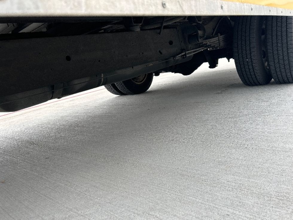 Light Duty Box Truck-Light and Medium Duty Trucks-GMC-2021-Savana G33903-Belden-MS-92,994\n\t\tmiles-$ 27,000 - Image 5