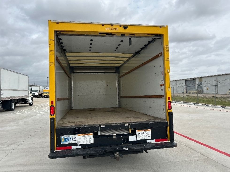 Light Duty Box Truck-Light and Medium Duty Trucks-GMC-2021-Savana G33903-Belden-MS-92,994\n\t\tmiles-$ 27,000 - Image 8