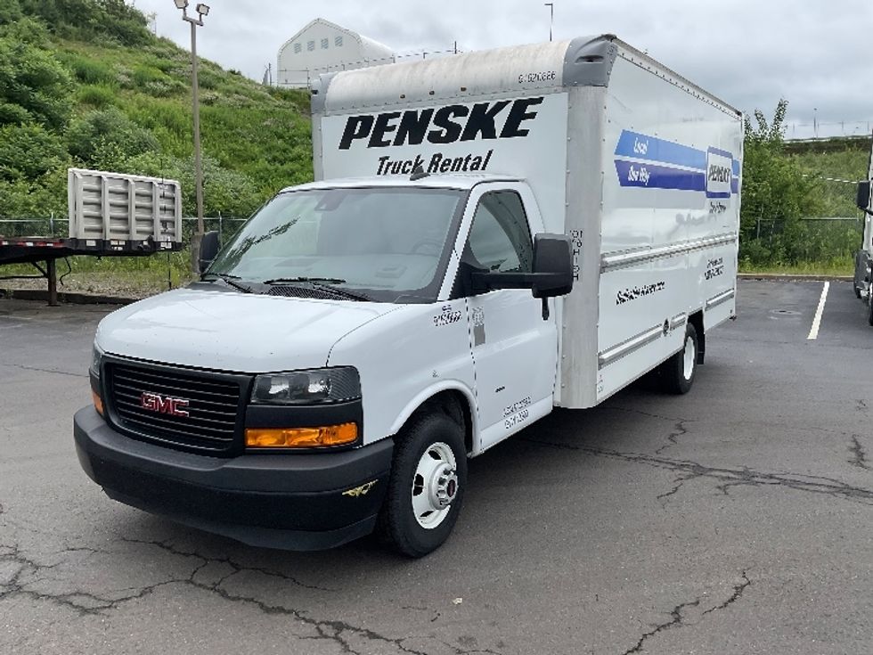 Light Duty Box Truck-Light and Medium Duty Trucks-GMC-2021-Savana G33903-Binghamton-NY-106,843\n\t\tmiles-$ 28,000 - Image 3