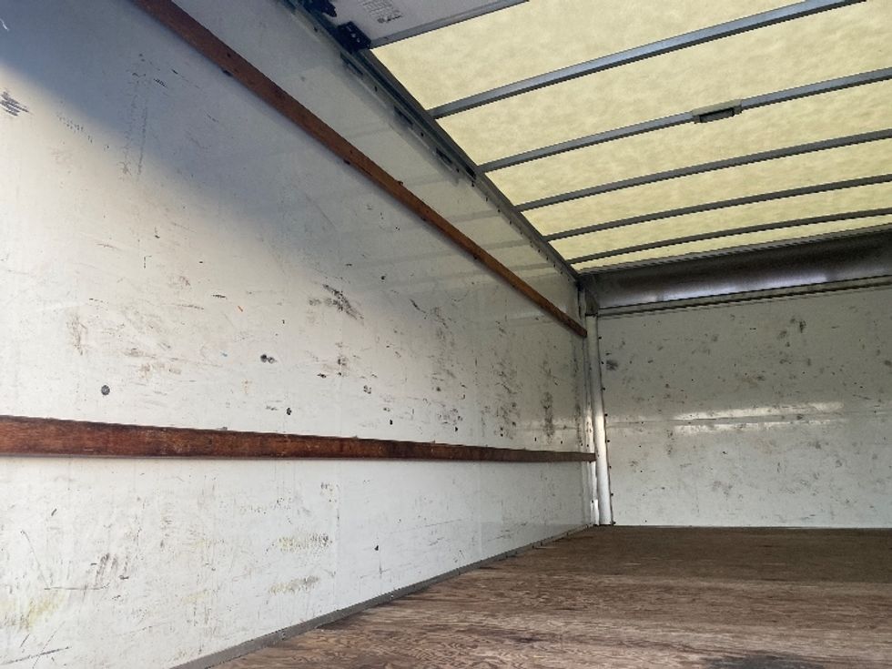 Light Duty Box Truck-Light and Medium Duty Trucks-GMC-2021-Savana G33903-Binghamton-NY-107,574\n\t\tmiles-$ 27,000 - Image 11