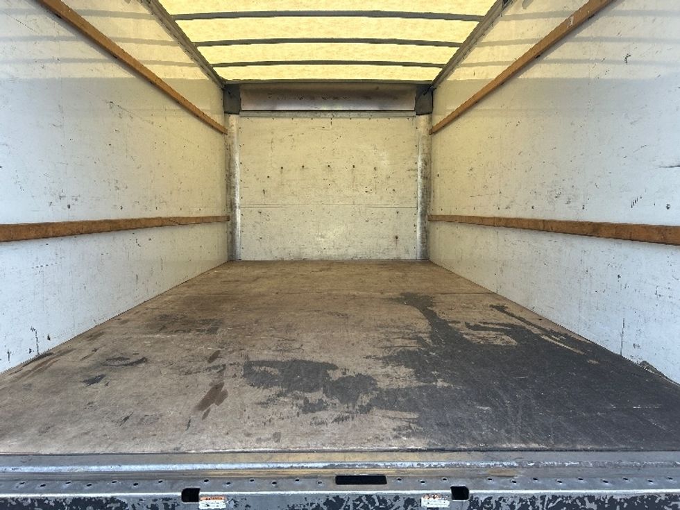 Light Duty Box Truck-Light and Medium Duty Trucks-GMC-2021-Savana G33903-Binghamton-NY-109,207\n\t\tmiles-$ 22,250 - Image 10