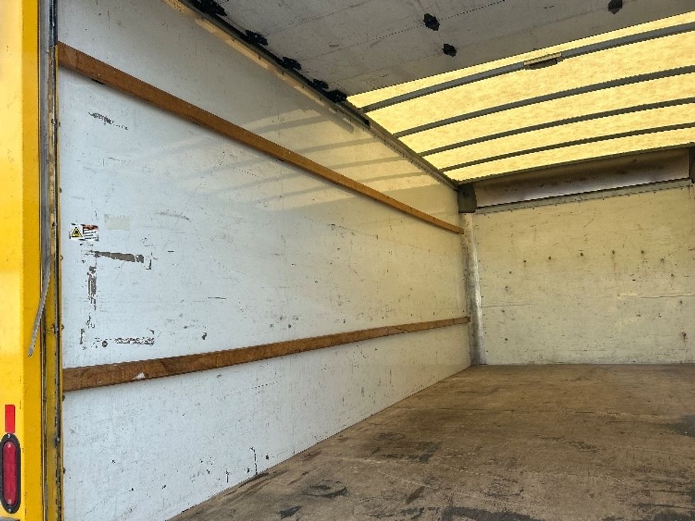 Light Duty Box Truck-Light and Medium Duty Trucks-GMC-2021-Savana G33903-Binghamton-NY-109,207\n\t\tmiles-$ 22,250 - Image 11