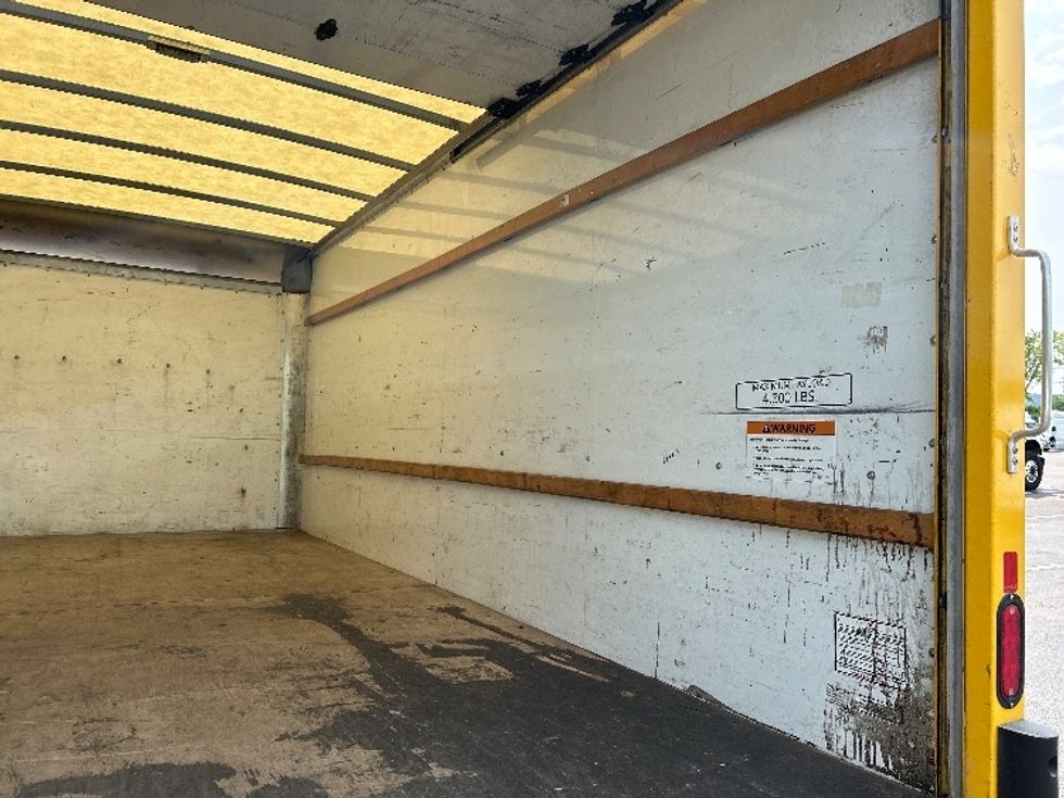 Light Duty Box Truck-Light and Medium Duty Trucks-GMC-2021-Savana G33903-Binghamton-NY-109,207\n\t\tmiles-$ 22,250 - Image 12