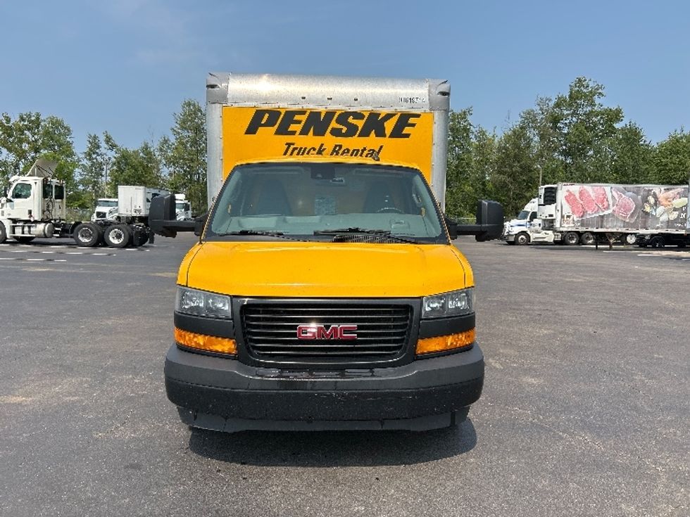 Light Duty Box Truck-Light and Medium Duty Trucks-GMC-2021-Savana G33903-Binghamton-NY-109,207\n\t\tmiles-$ 22,250 - Image 2