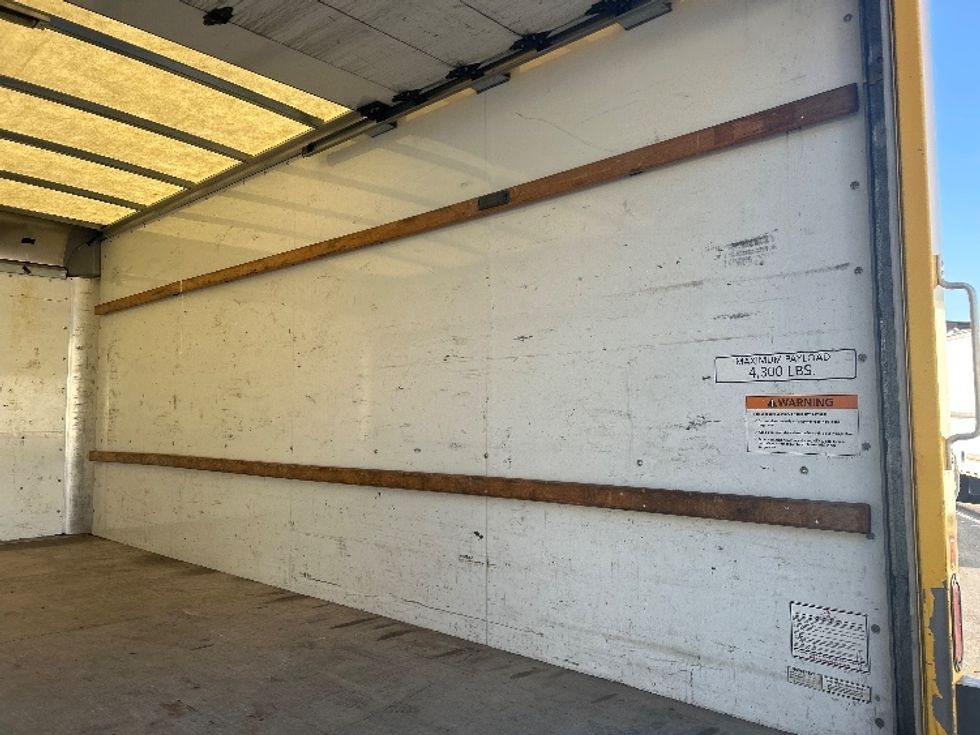 Light Duty Box Truck-Light and Medium Duty Trucks-GMC-2021-Savana G33903-Binghamton-NY-110,670\n\t\tmiles-$ 24,250 - Image 12