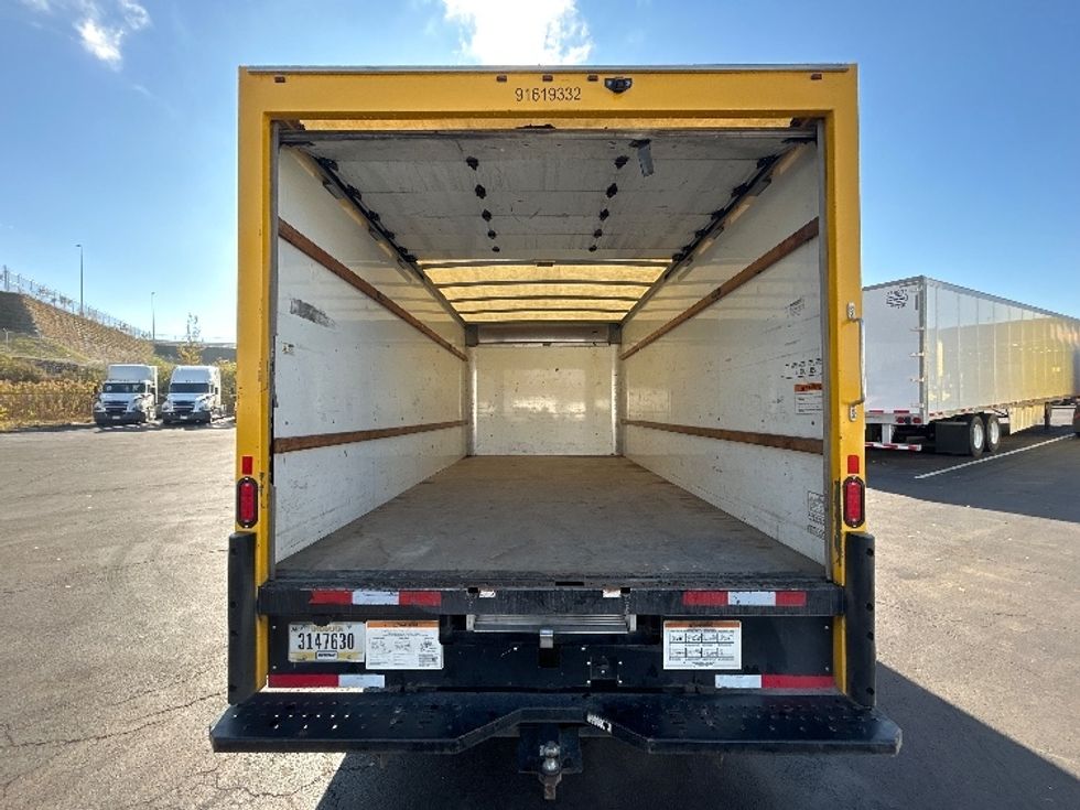 Light Duty Box Truck-Light and Medium Duty Trucks-GMC-2021-Savana G33903-Binghamton-NY-110,670\n\t\tmiles-$ 24,250 - Image 8