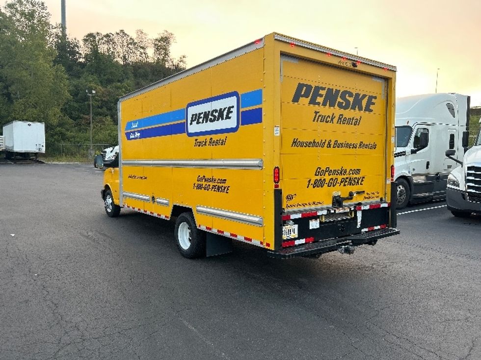 Light Duty Box Truck-Light and Medium Duty Trucks-GMC-2021-Savana G33903-Binghamton-NY-83,232\n\t\tmiles-$ 25,500 - Image 6