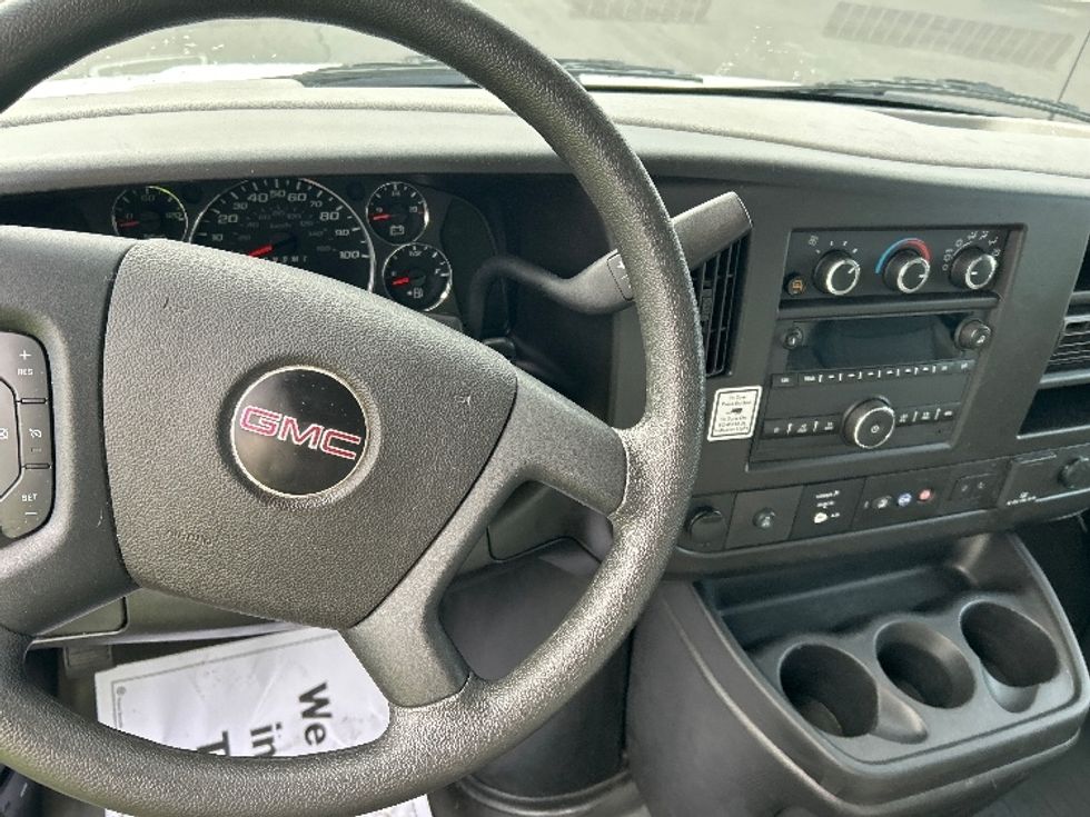 Light Duty Box Truck-Light and Medium Duty Trucks-GMC-2021-Savana G33903-Binghamton-NY-90,761\n\t\tmiles-$ 28,750 - Image 17