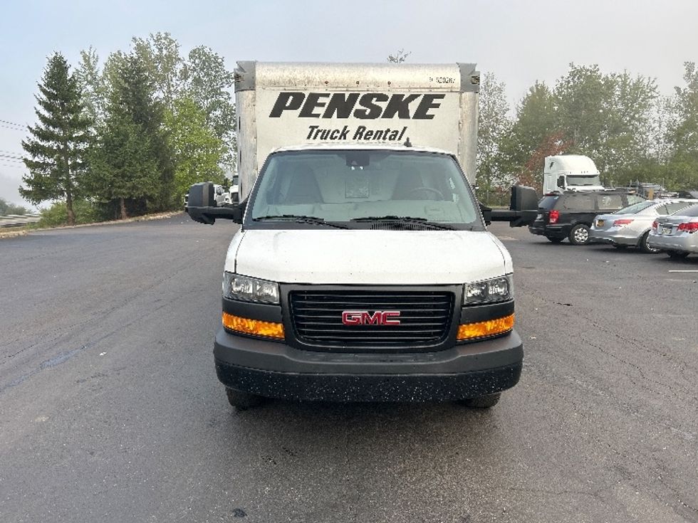 Light Duty Box Truck-Light and Medium Duty Trucks-GMC-2021-Savana G33903-Binghamton-NY-90,761\n\t\tmiles-$ 28,750 - Image 2