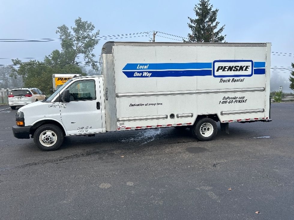 Light Duty Box Truck-Light and Medium Duty Trucks-GMC-2021-Savana G33903-Binghamton-NY-90,761\n\t\tmiles-$ 28,750 - Image 4