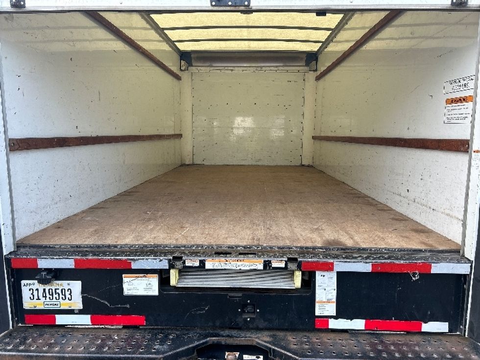 Light Duty Box Truck-Light and Medium Duty Trucks-GMC-2021-Savana G33903-Binghamton-NY-90,761\n\t\tmiles-$ 28,750 - Image 8