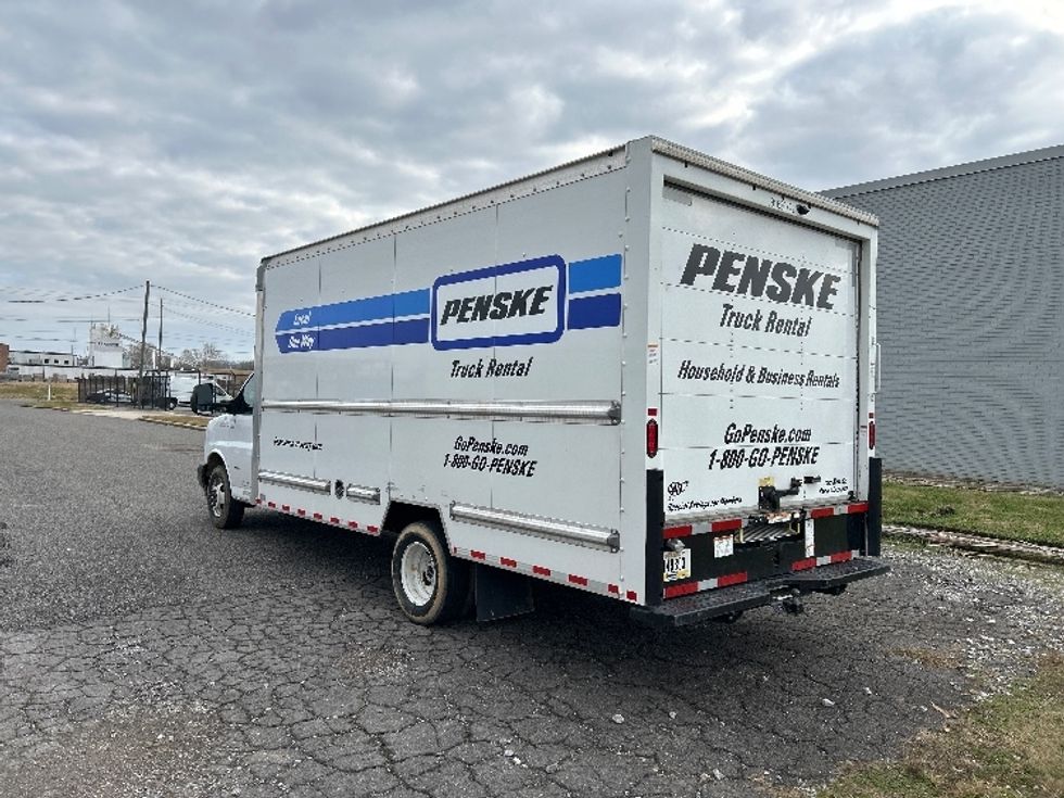 Light Duty Box Truck-Light and Medium Duty Trucks-GMC-2021-Savana G33903-Birmingham-AL-122,234\n\t\tmiles-$ 28,000 - Image 6