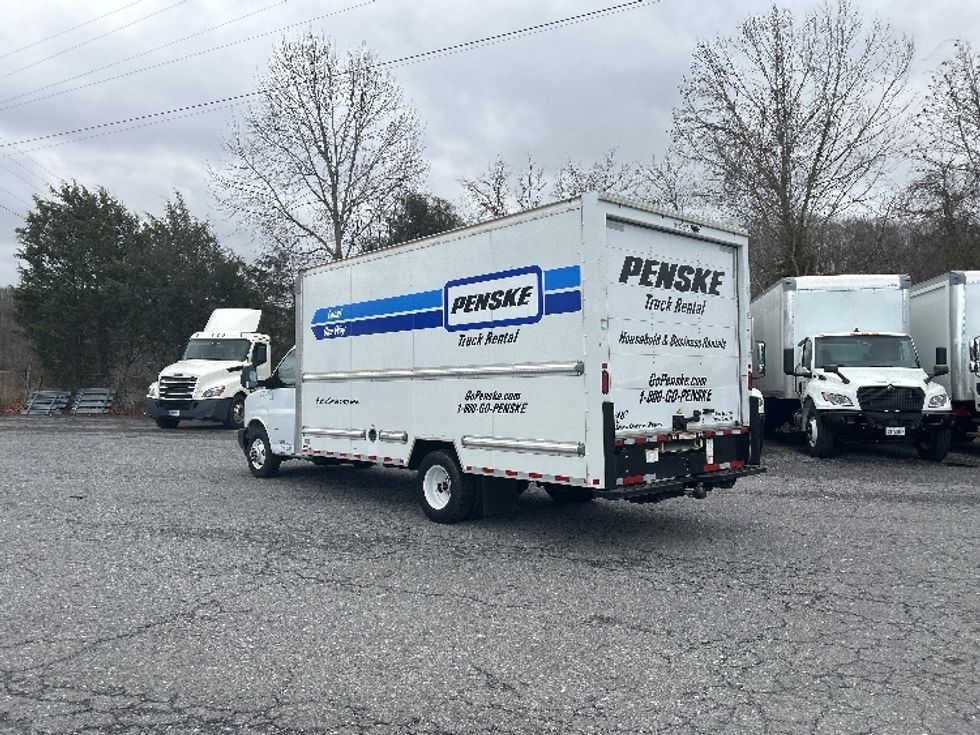 Light Duty Box Truck-Light and Medium Duty Trucks-GMC-2021-Savana G33903-Blountville-TN-112,741\n\t\tmiles-$ 29,250 - Image 6