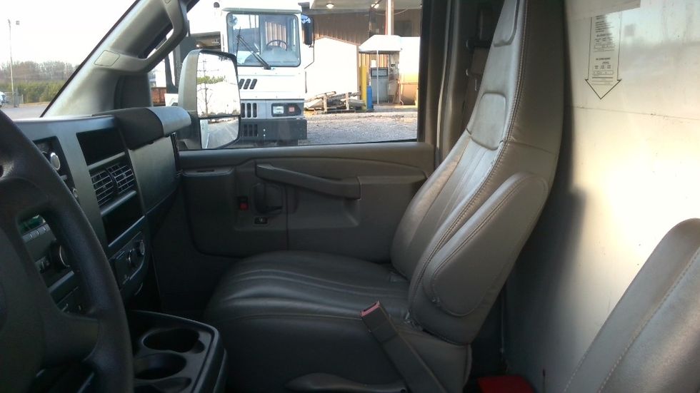 Light Duty Box Truck-Light and Medium Duty Trucks-GMC-2021-Savana G33903-Boaz-AL-60,246\n\t\tmiles-$ 35,500 - Image 19