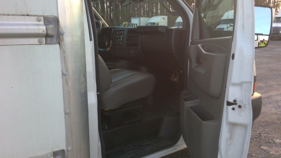 Light Duty Box Truck-Light and Medium Duty Trucks-GMC-2021-Savana G33903-Boaz-AL-60,246\n\t\tmiles-$ 35,500 - Image 20