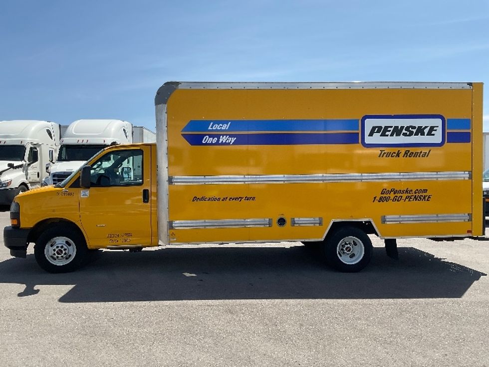 Light Duty Box Truck-Light and Medium Duty Trucks-GMC-2021-Savana G33903-Boise-ID-105,102\n\t\tmiles-$ 23,750 - Image 4