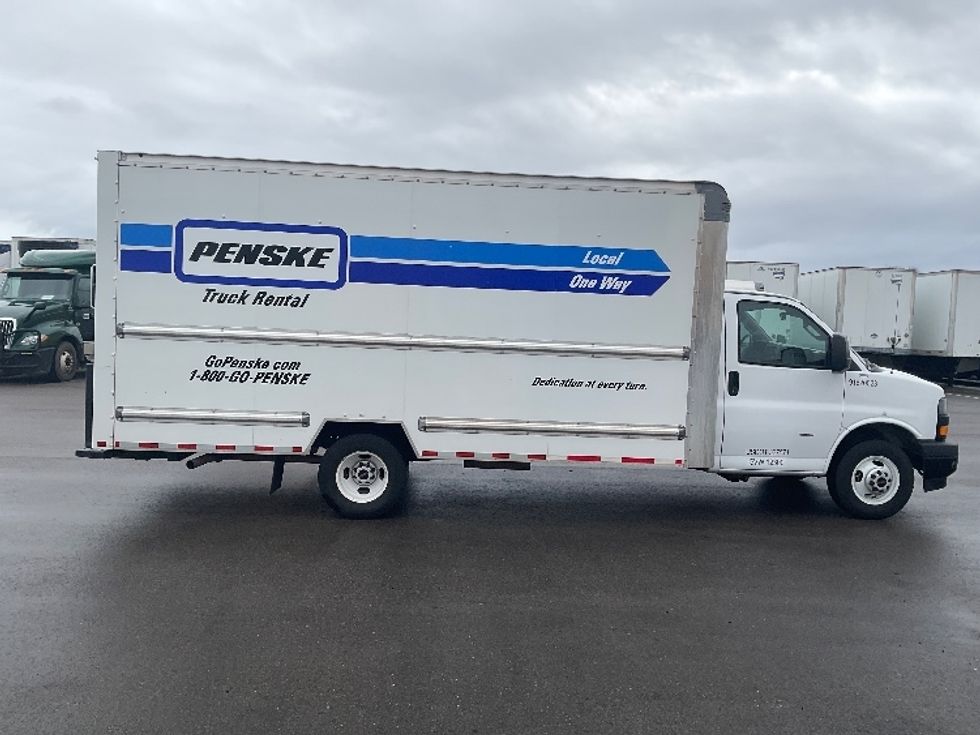 Light Duty Box Truck-Light and Medium Duty Trucks-GMC-2021-Savana G33903-Boise-ID-106,320\n\t\tmiles-$ 33,500 - Image 15