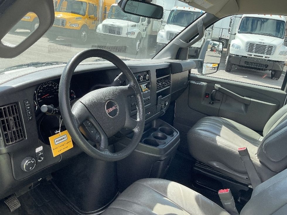 Light Duty Box Truck-Light and Medium Duty Trucks-GMC-2021-Savana G33903-Boise-ID-107,357\n\t\tmiles-$ 28,750 - Image 17