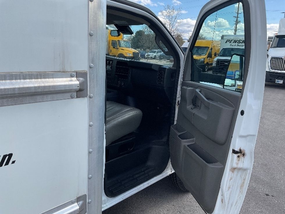 Light Duty Box Truck-Light and Medium Duty Trucks-GMC-2021-Savana G33903-Boise-ID-107,357\n\t\tmiles-$ 28,750 - Image 20