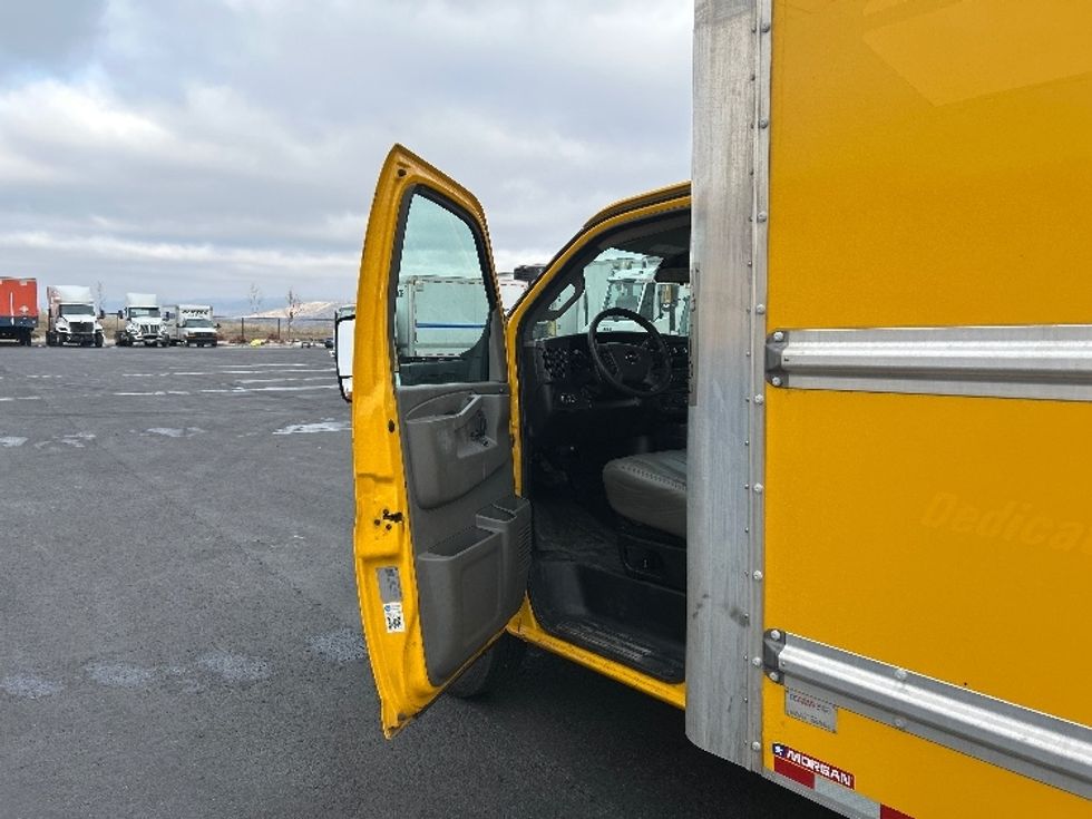 Light Duty Box Truck-Light and Medium Duty Trucks-GMC-2021-Savana G33903-Boise-ID-109,993\n\t\tmiles-$ 26,500 - Image 16