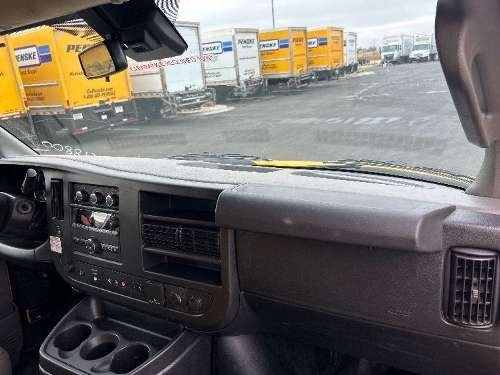 Light Duty Box Truck-Light and Medium Duty Trucks-GMC-2021-Savana G33903-Boise-ID-109,993\n\t\tmiles-$ 26,500 - Image 21